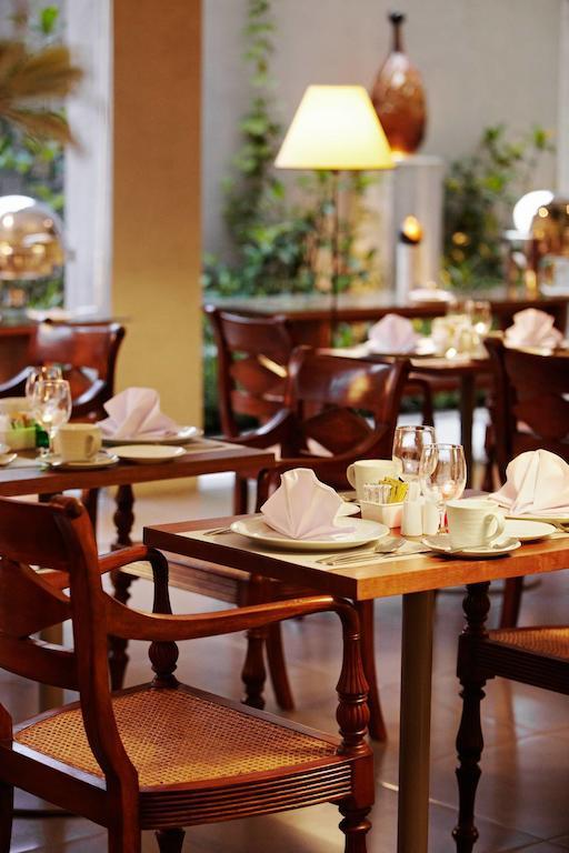 Bumi Semilir Art And Boutique Hotel Cihanjuang Eksteriør bilde