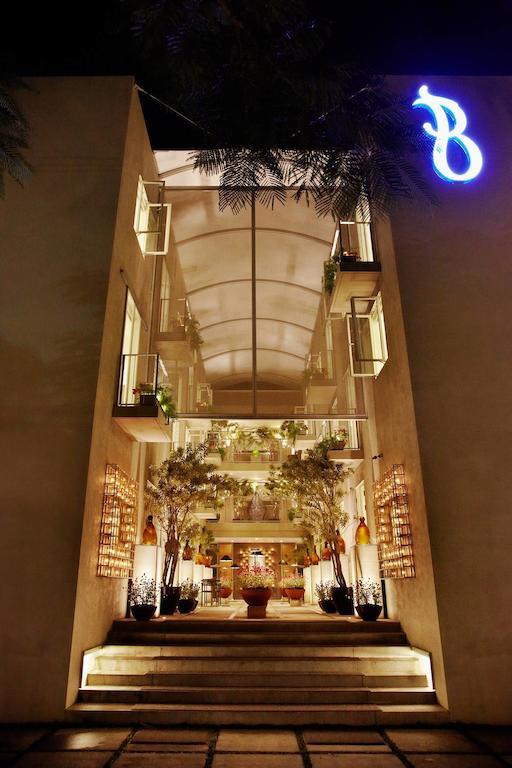 Bumi Semilir Art And Boutique Hotel Cihanjuang Eksteriør bilde