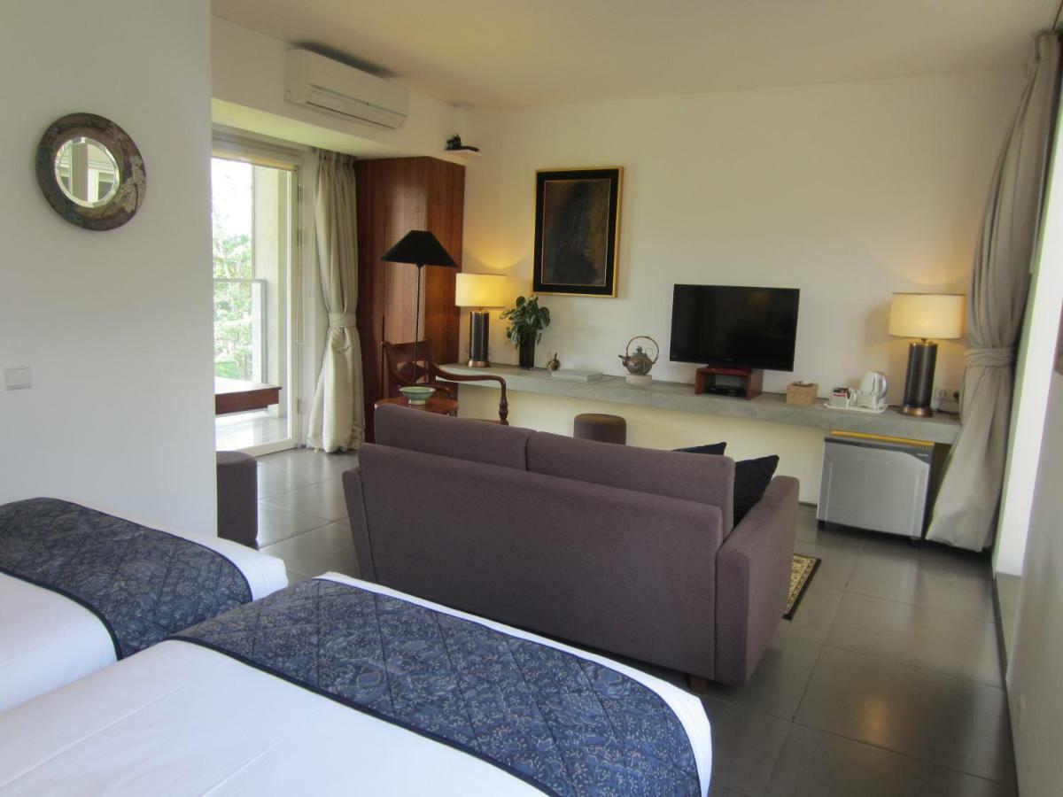 Bumi Semilir Art And Boutique Hotel Cihanjuang Eksteriør bilde